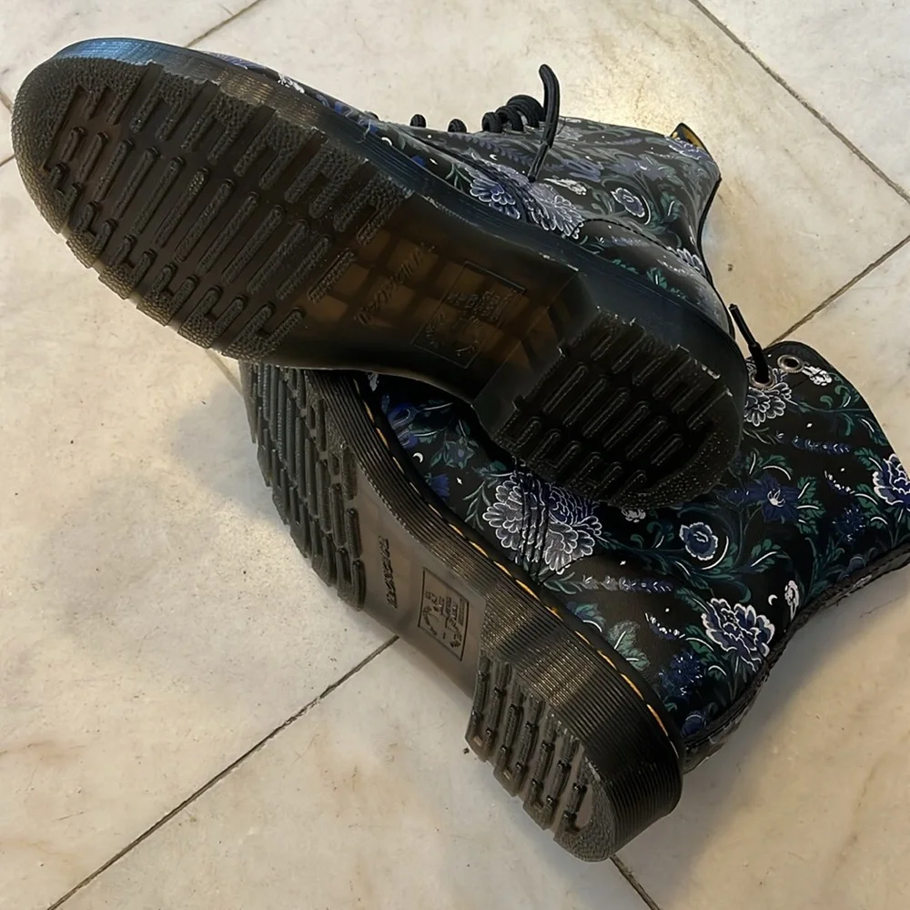 Dr. Martens 1460 Pascal leather boots - Picture 4 of 5